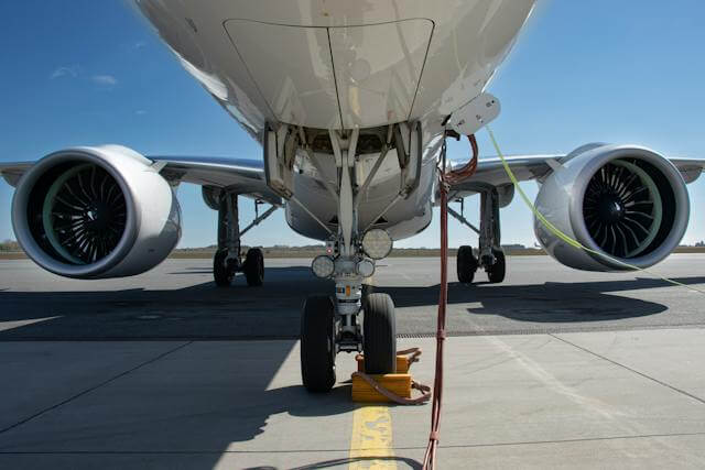 The Value of On Board Couriers: Fast Delivery Solutions, Risk Management, Efficient Logistics, and More