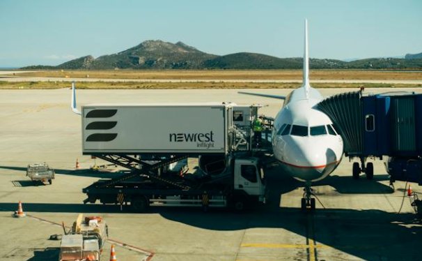 Advancing Global Logistics with On Board Courier Services: Prompt Shipping, Reliable Delivery, and More