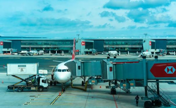 The Impact of On Board Couriers: Fast Delivery Solutions, Risk Assessment, Secure Transportation, and More